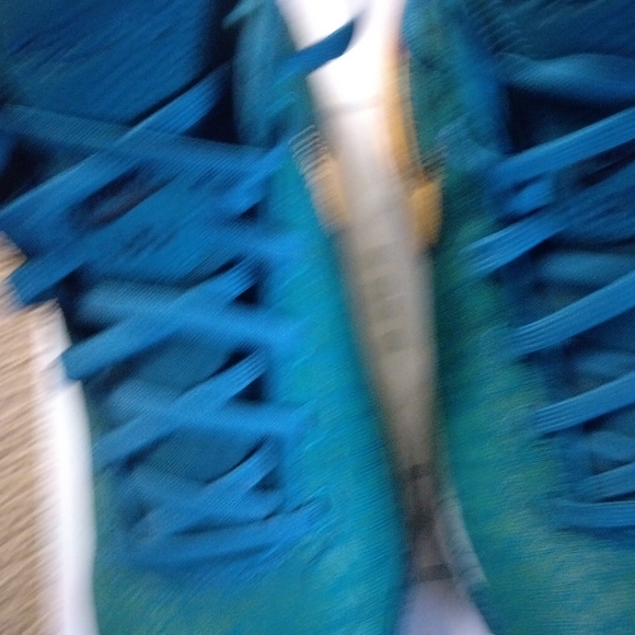 MEN SHOES - Picture 3 of 5